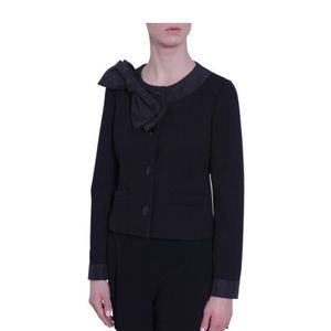 Crêpe jacket with bow